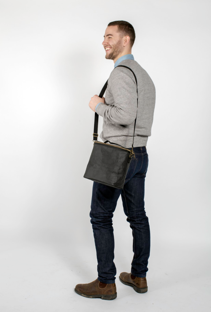 Black Paper Lunch Poche